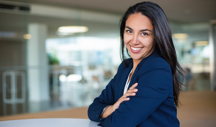 Latino woman in Chicago