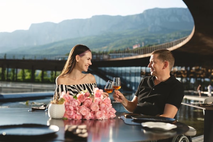 millionaire dating