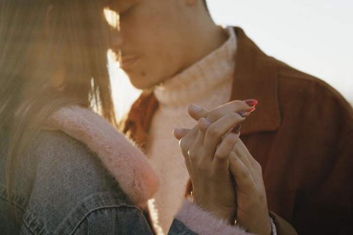 Individualists Dating 