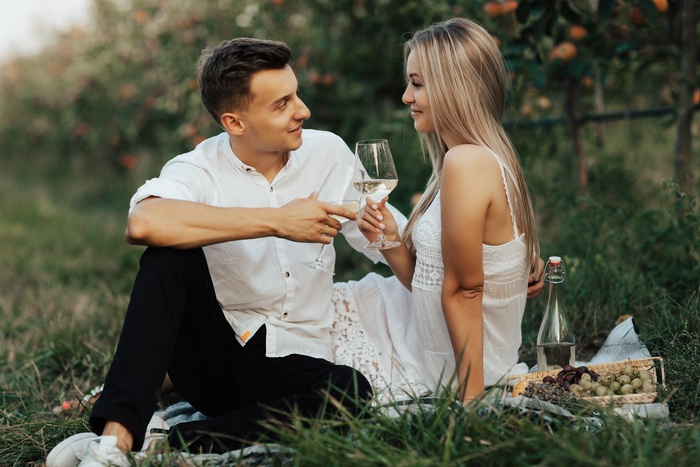 Million&auml;rs-Dating: Reife Frau Sucht Mann 