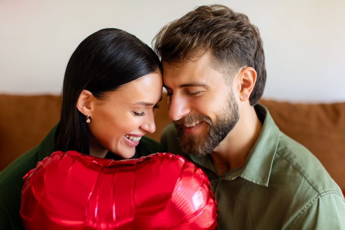 Millionaire Dating: Single Female Looking for Male