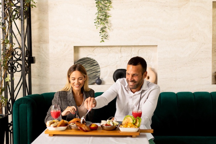 Luxury couple in Murray