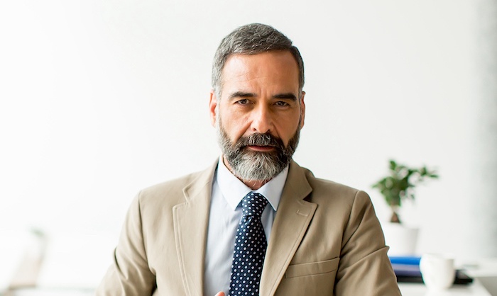 uomo ricco