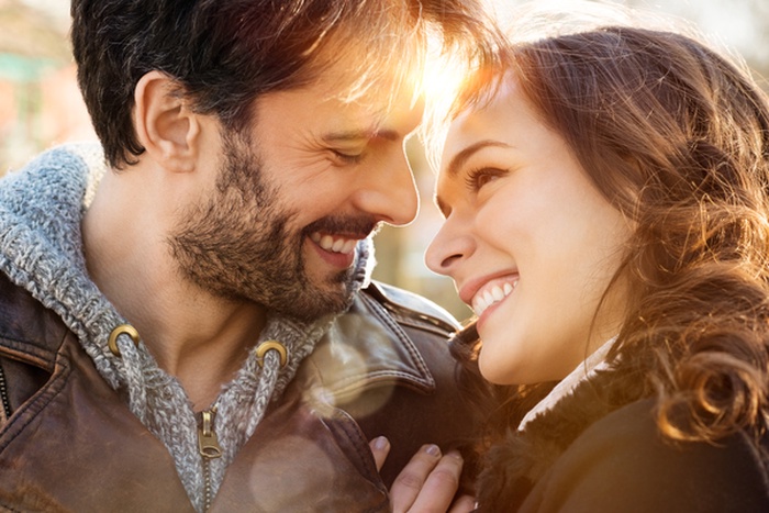 how to date rich men, marry wealthy man, MillionaireMatch, affluent dating, find rich husband, <span style=