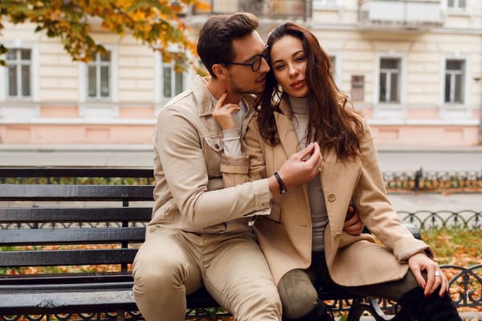 Rich Dating in Virginia Water, England