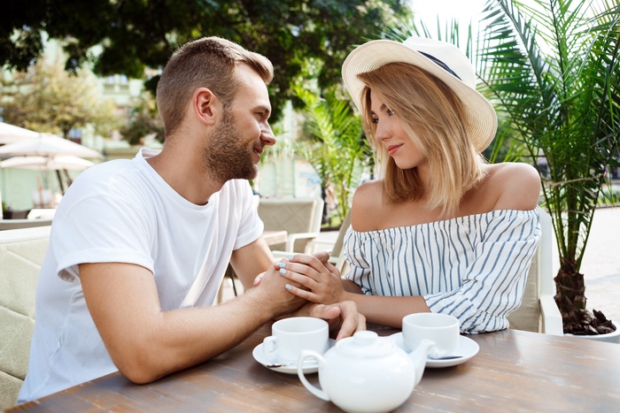 Million&auml;rs-Dating: Reife Frauen Finden