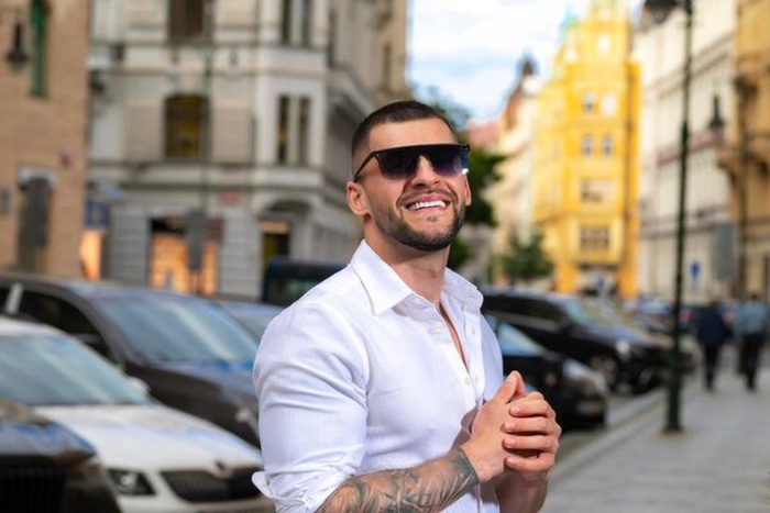 Rich Men Dating in Polk City