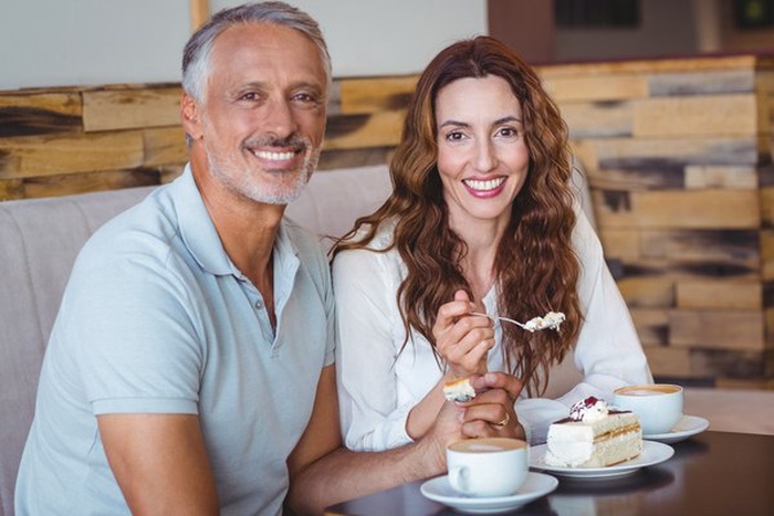 Affluent couple dating in Bossier City
