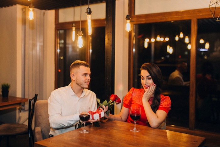 Luxury couple in Roswell