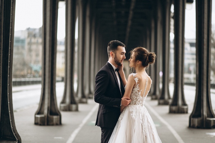 Luxury couple in Lombardy