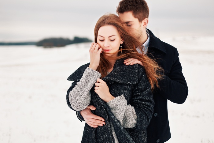 A couple enjoying a date in Auburn, Alabama