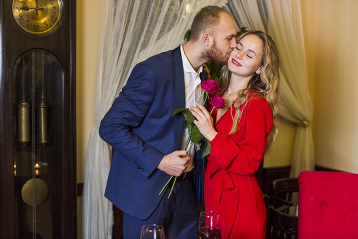 Couple, cher, amour, doux, rendez-vous, relation, connexion, mature, riche, bon, homme, femme