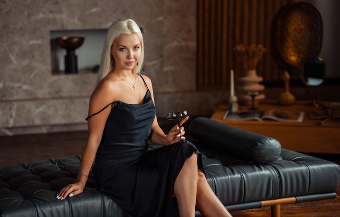 Rich woman in North Miami Beach