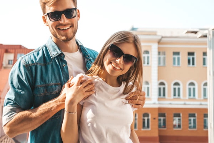 rich women dating