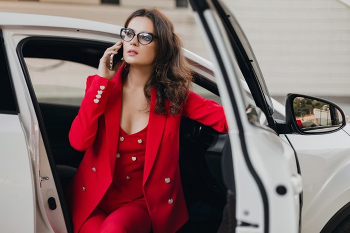 Rich women dating in Conception Bay South 