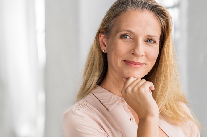 Millionaire Dating: Older Woman Dating