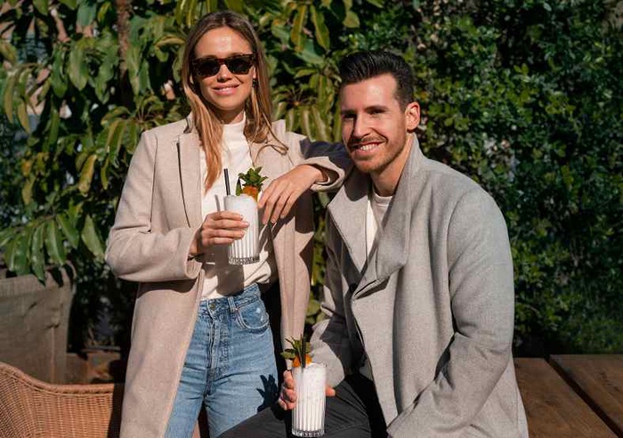 millionaire dating
