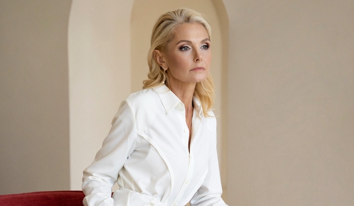 Rich woman in Milan