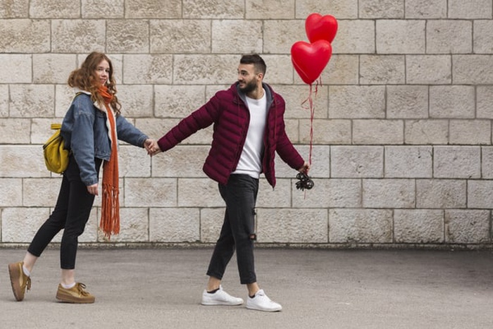 millionaire dating