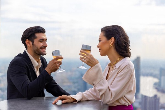 Meet Great Singles in Your Area Directly
