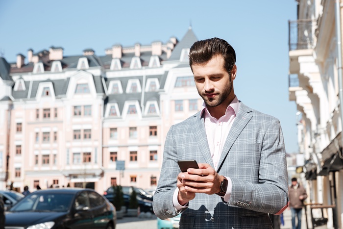 Millionaire Dating: How to Date a Busy Successful Man