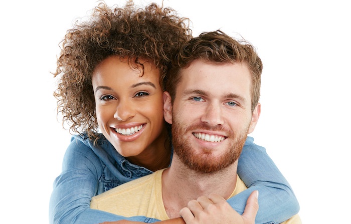 American man dating foreign woman