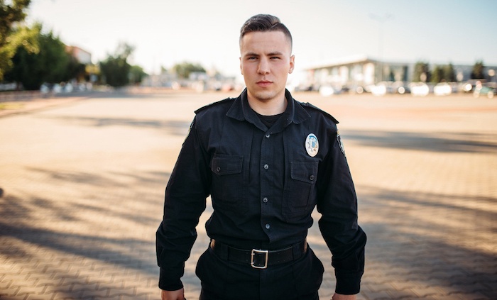 Polic&iacute;a soltero