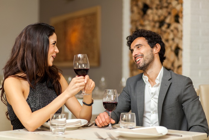  Discover how professionals in Daytona Beach can meet quality singles, date confidently, and find real love while balancing ambition and coastal living.