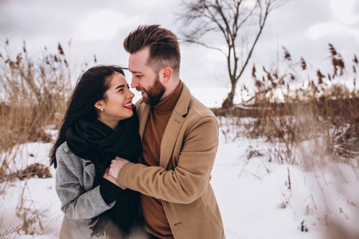Rich women dating
