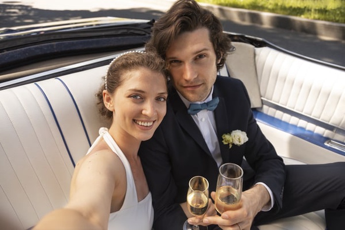 millionaire dating