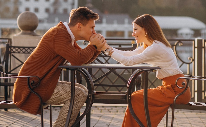 Luxury couple in Rotterdam