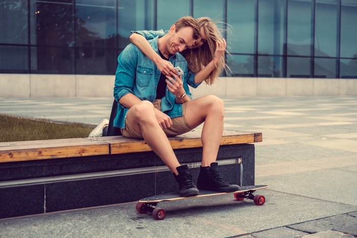 skater dating