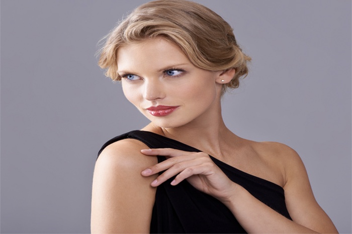 rich women dating in Canada
