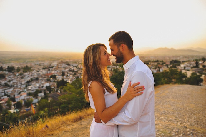 Luxury couple in Zaragoza