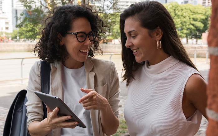 Chat with Latin Women