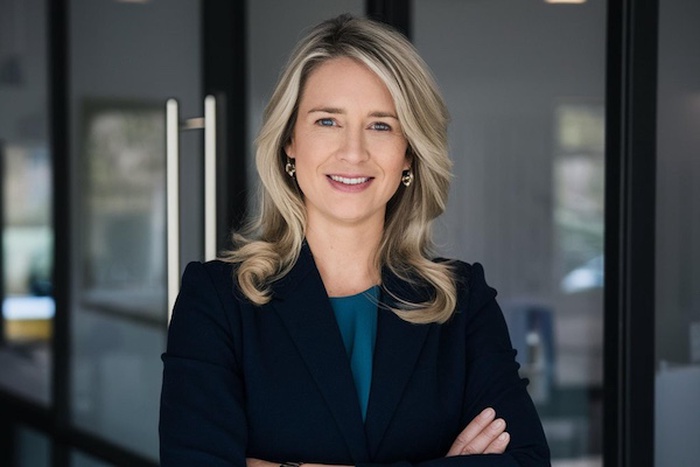 Professional woman in Minneapolis