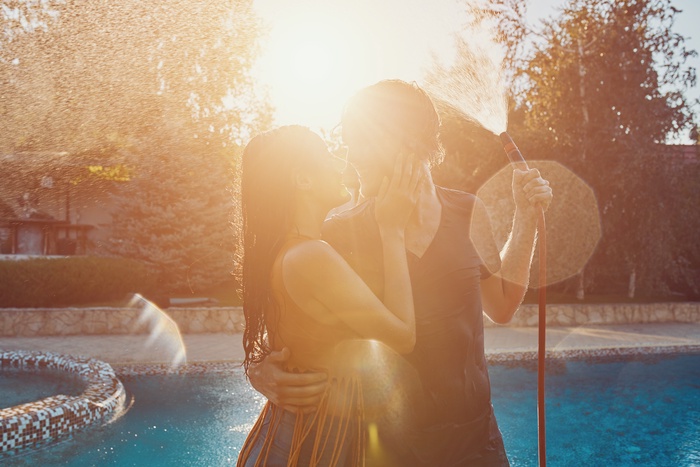 Couple on a luxury date in Hoover, Alabama