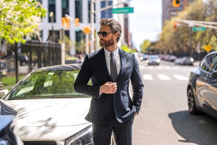 Rencontres millionnaires: Contacter un Homme Riche