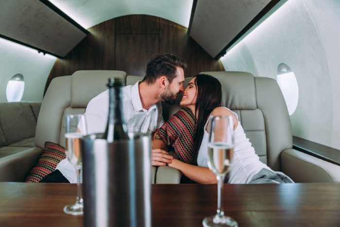 millionaire dating