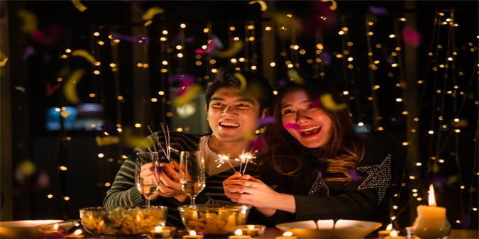 happy new money couple