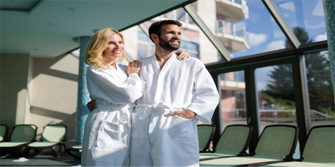 How to Attract a Rich Woman: Secrets to Winning Her Heart