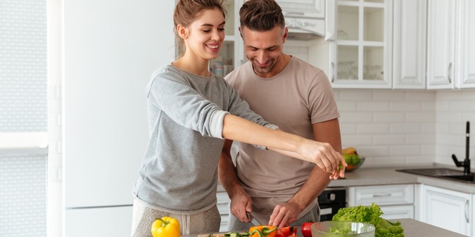 man cook for woman