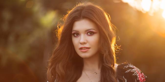 attractive woman