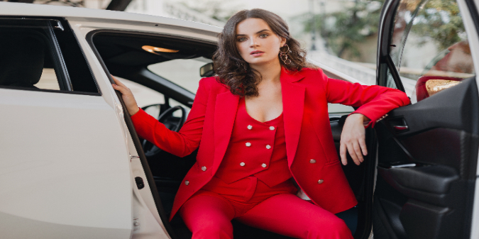 sexy rich beautiful business woman