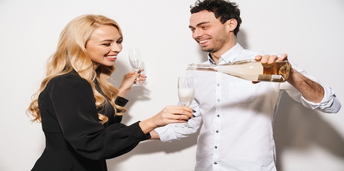 Dating,Rich dating,Rich women Dating