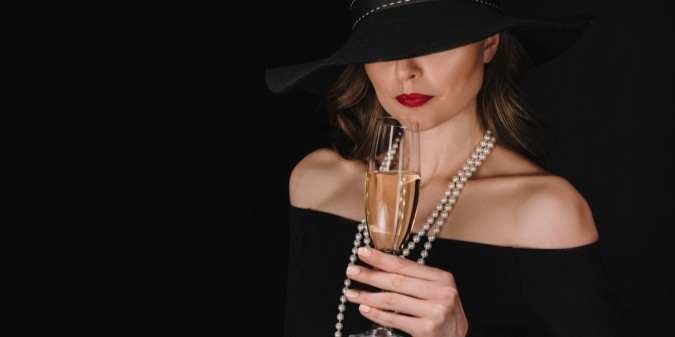 beautiful lady, single lady, rich woman, love