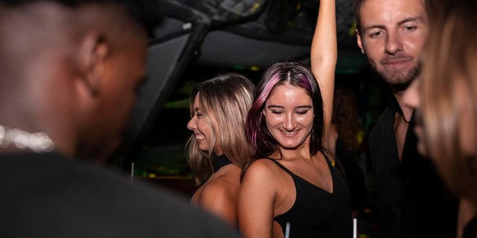 High-End Nightclubs Dating