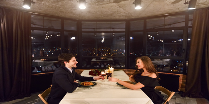 Top 10 Places to Date Rich Men in Illinois