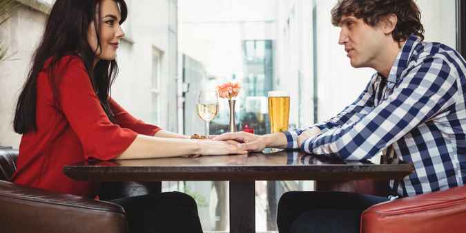 The Dos and Don’ts of Online Dating Profiles