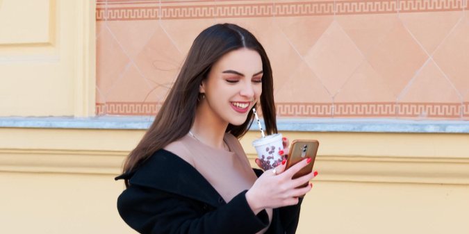 How to attract wealthy singles online